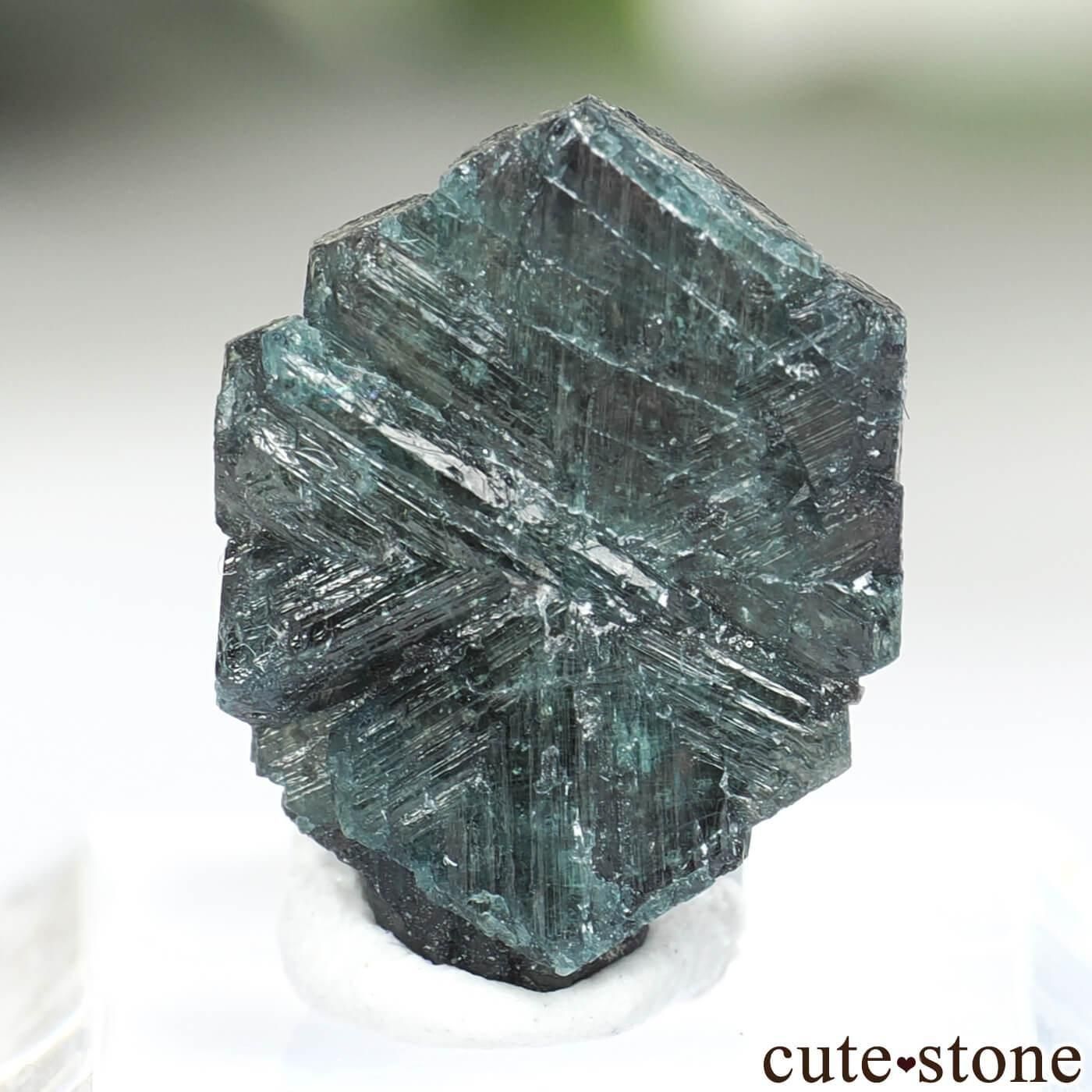 ジンバブエ Novello Mine産 アレキサンドライト（クリソベリル）の原石