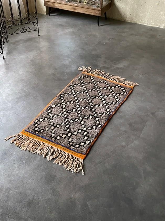 モロッコラグ「ザナフィZANAFIキリム」アトラス産rza22 モロッコラグ