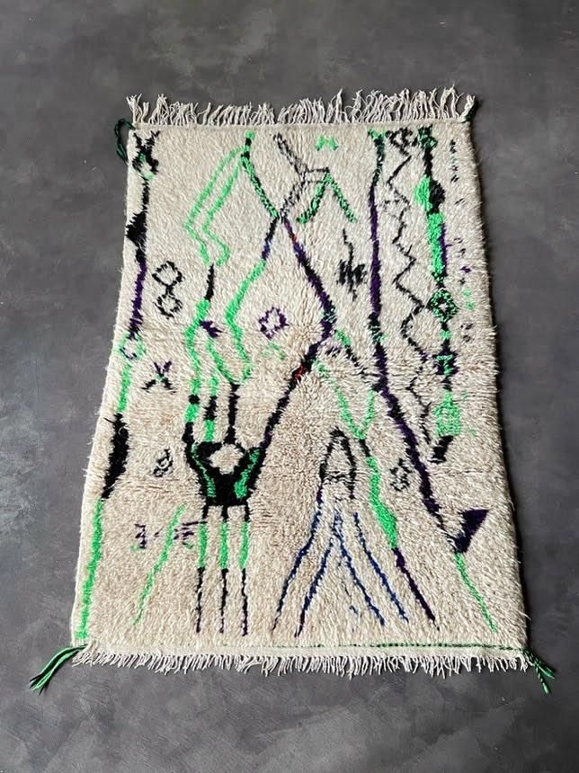 モロッコラグ「AZILALアジラル」RAZ017ホワイト、グリーン/Hibou