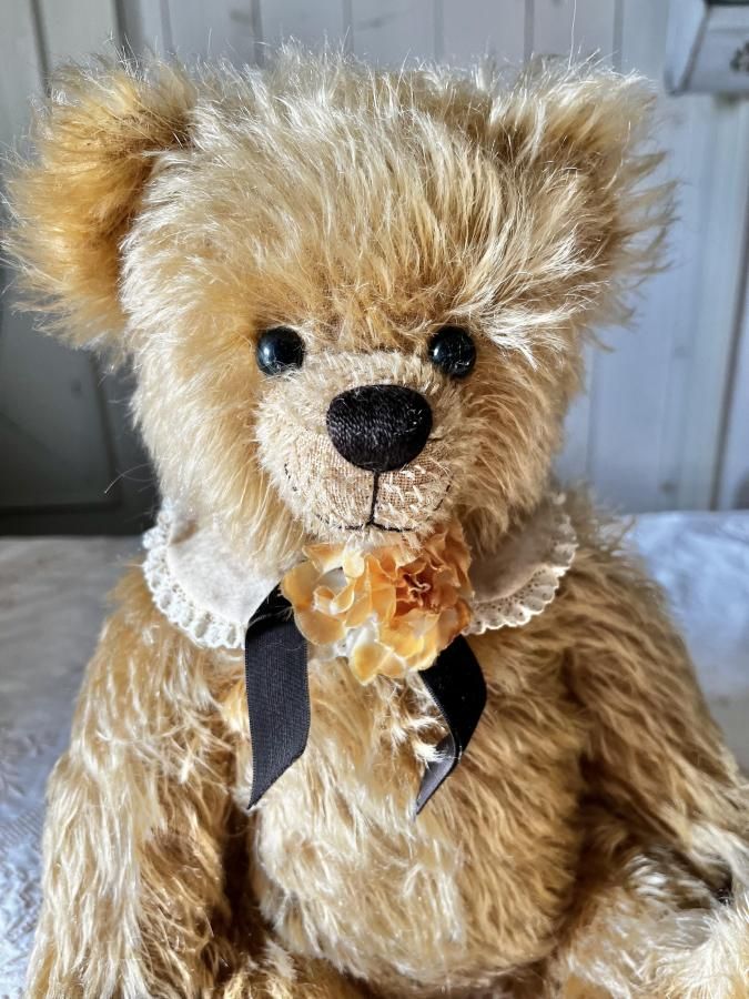 Robin Riveさんのテディベア - アンティークとテディベアの店 Parade