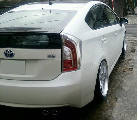 トヨタ30系プリウス(ZVW30)用 リアキャンバープレート 3度 - AERO OVER