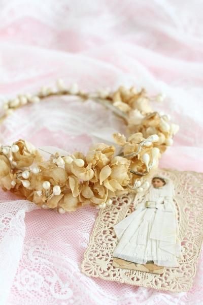 アンティーク布花ティアラシャビー - アンティークモール＆蚤の市情報