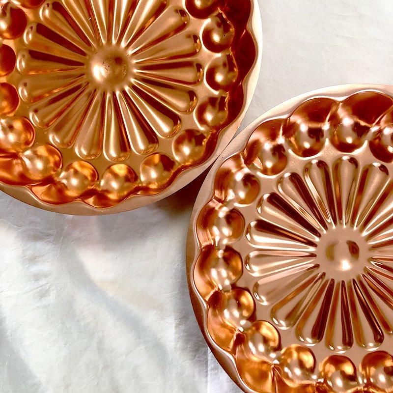 フランス製銅製お菓子焼き型 存在感ある丸形