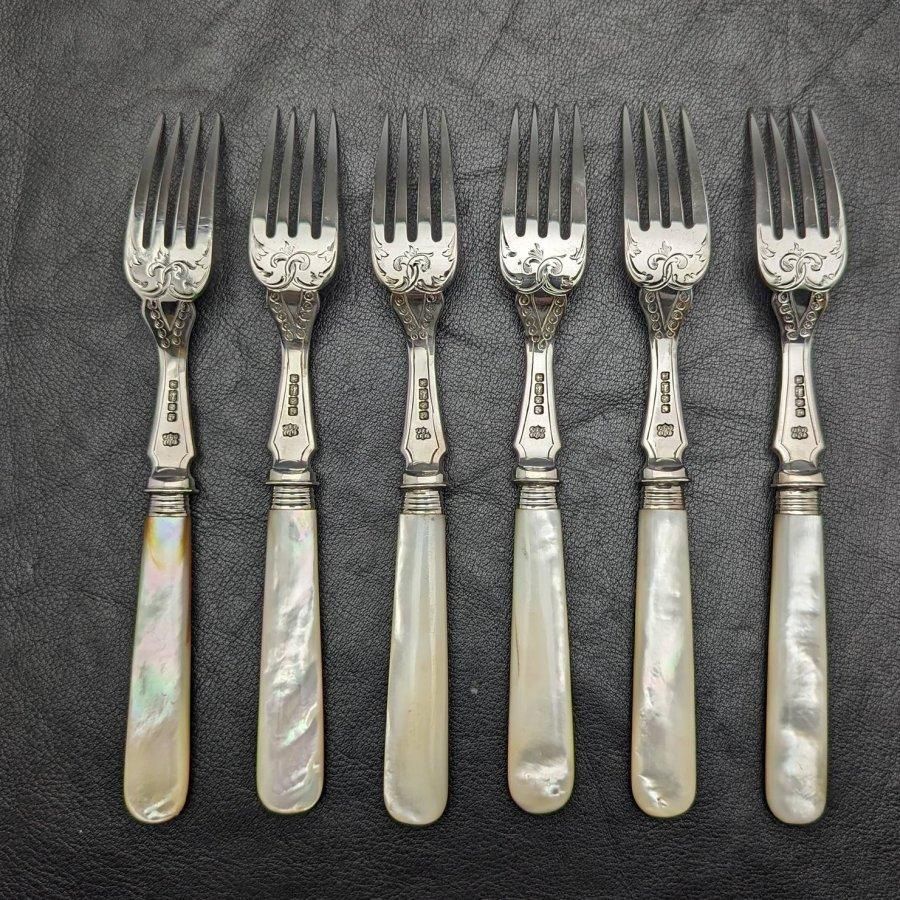 19世紀後半 英国アンティーク 白蝶貝ハンドル 純銀ブレード フィッシュ