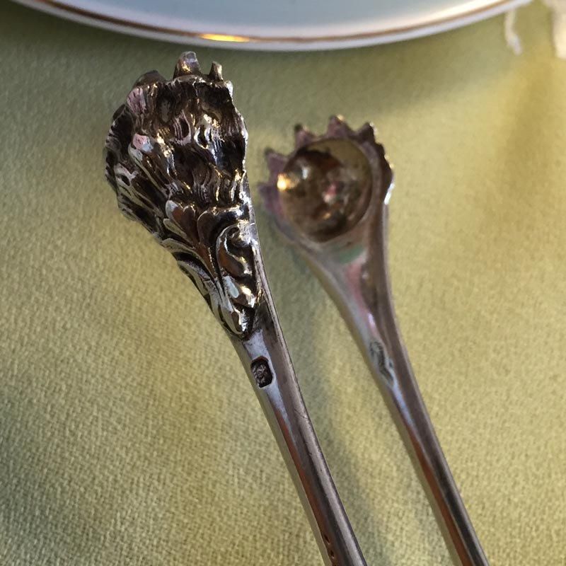 フランス製アンティーク獣足シュガートング優雅