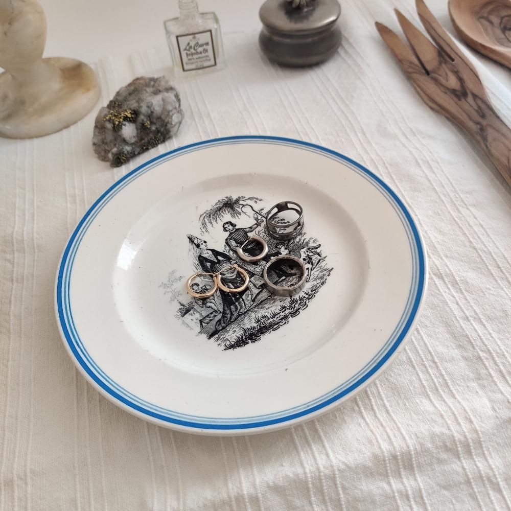 ヴィンテージ 陶器 プレート 絵画 貴夫人 鳥を乗せた男 子供