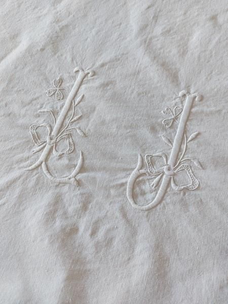 アンティークモノグラムリネンシーツ - アンティークモール＆蚤の市