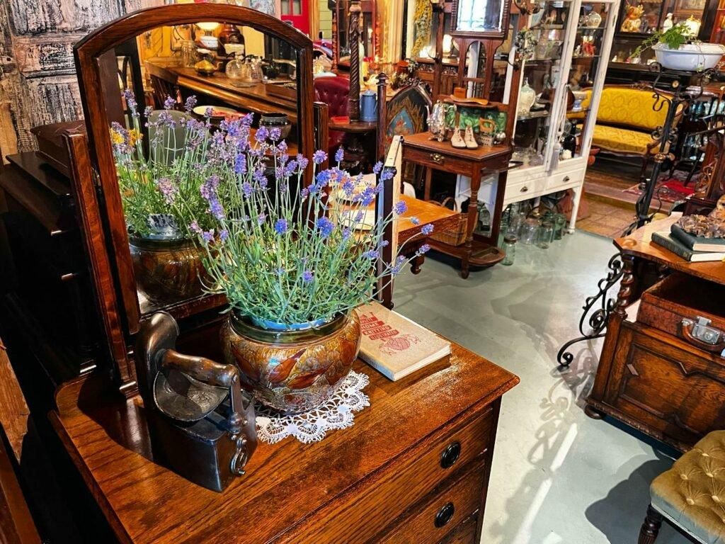 ウィンザーアンティークス｜ANTIQUE LEAVES