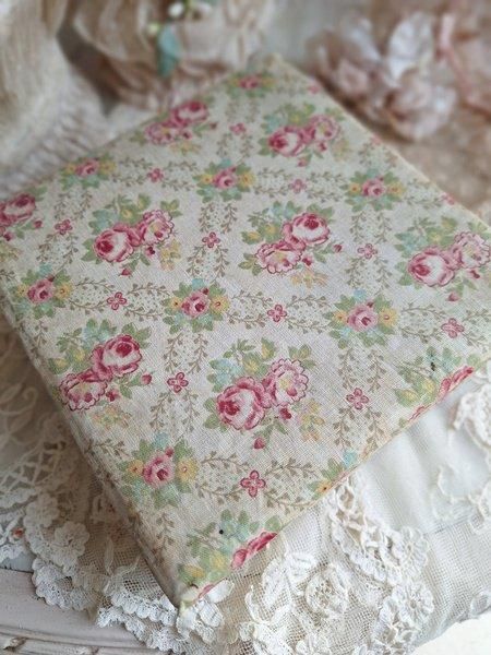 アンティーク花柄カルトナージュボックス - アンティークモール