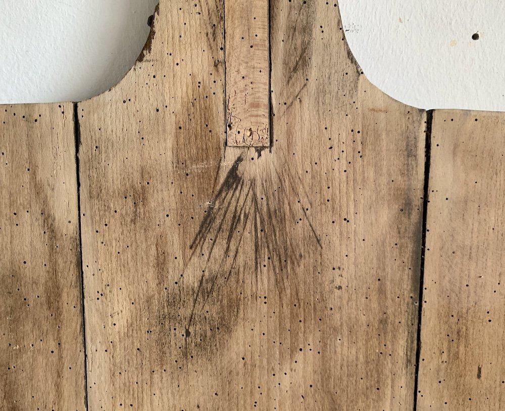 フランス製アンティークの趣きあるカッティングボード