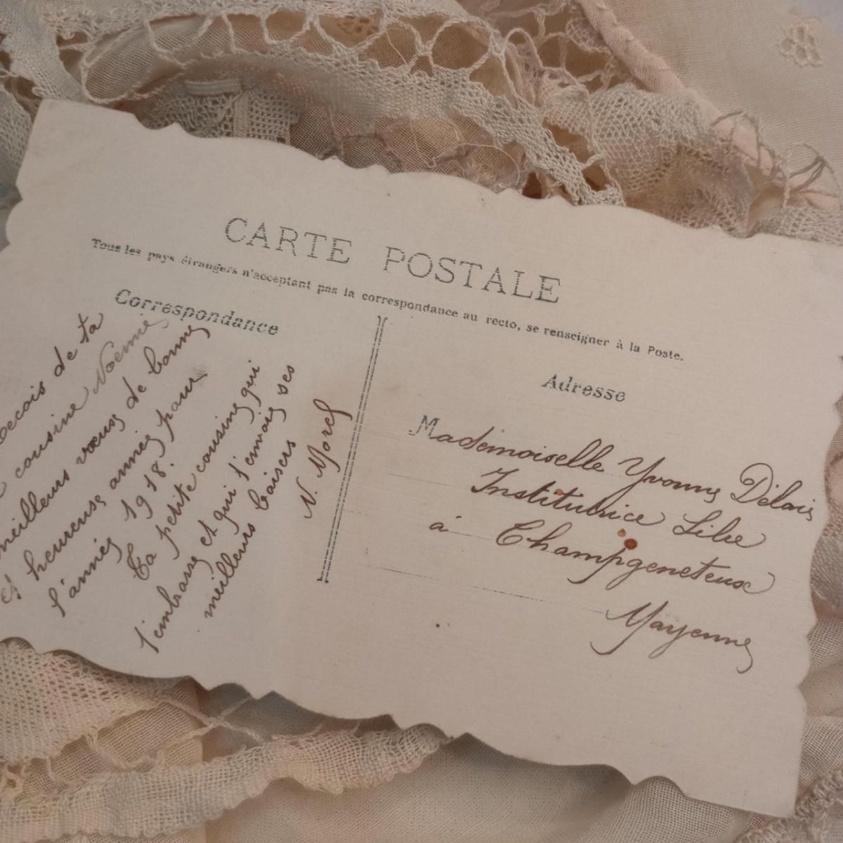 フランス発アンティークの手描き花ポストカード