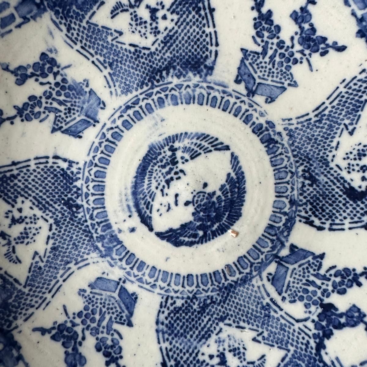 明治時代頃の柔らかなブルー大皿