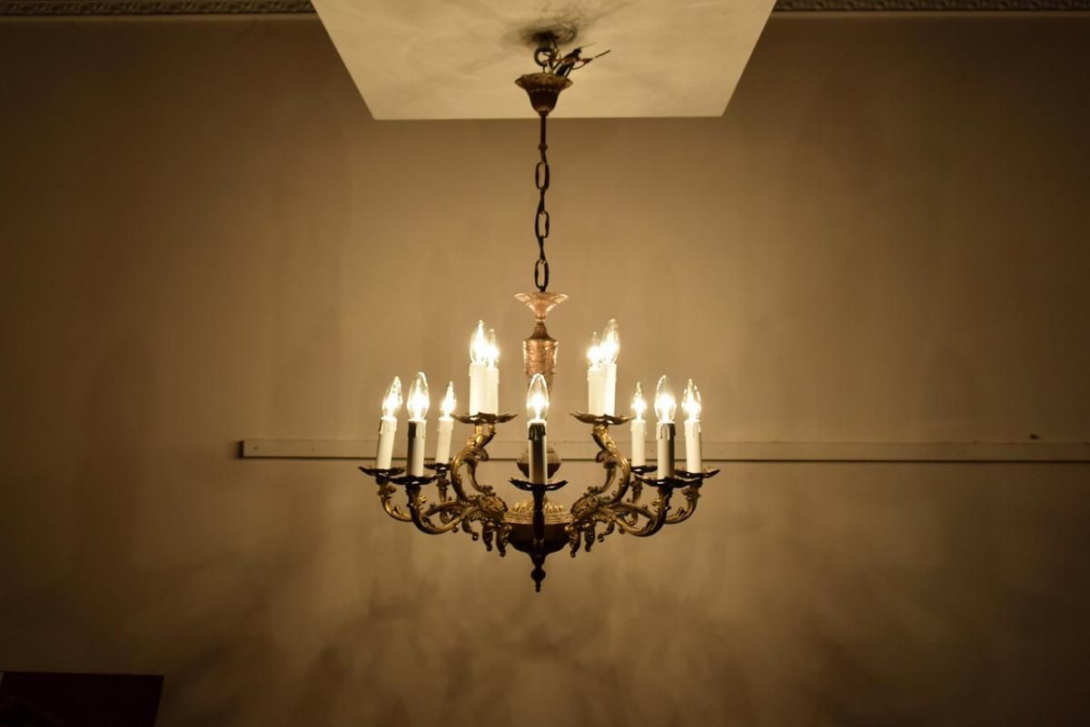 フランス製真鍮シャンデリア｜1920年代風合いある12灯式