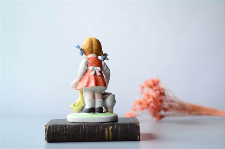 ヴィンテージ陶器フィギュア 味わい溢れるアヒルと女の子