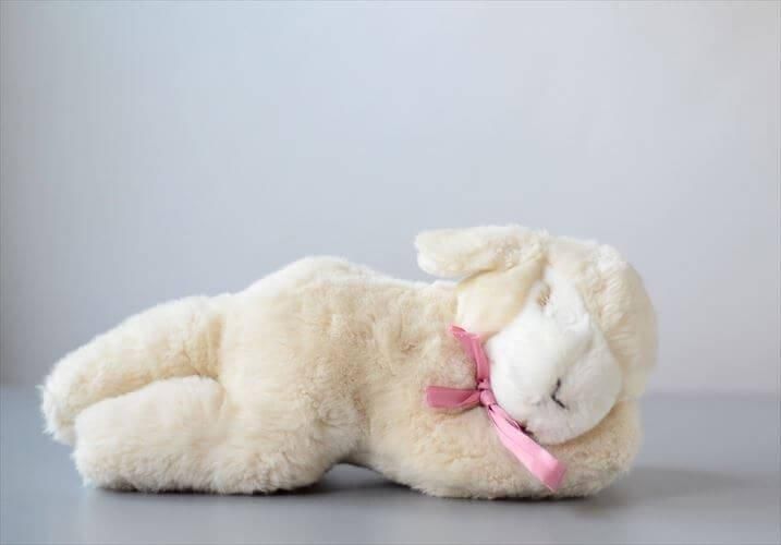 ドイツ製ヴィンテージぬいぐるみ 一点物の子羊