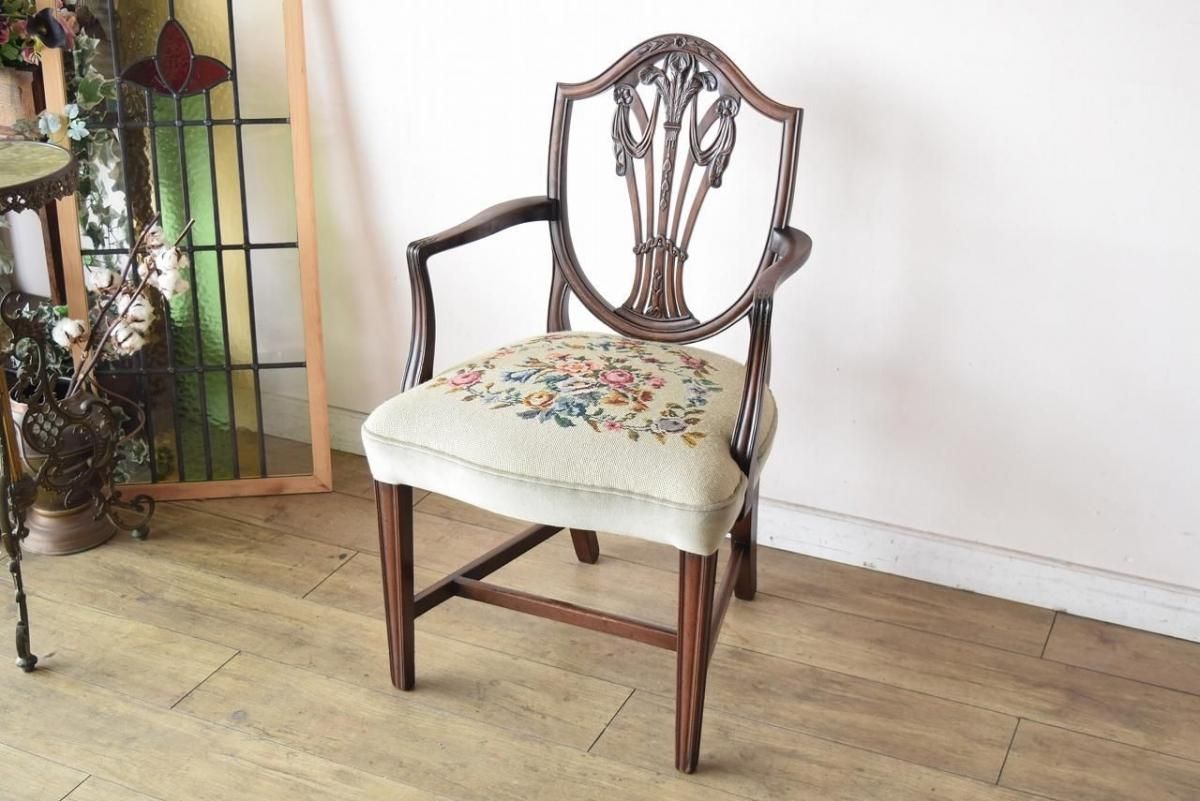 アンティークアームチェア一覧｜サロン・キャプテン・ウィンザーデザイン