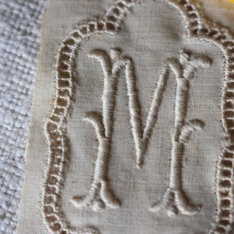フランスアンティークイニシャル“FB”シーツモノグラム刺繍 フランス