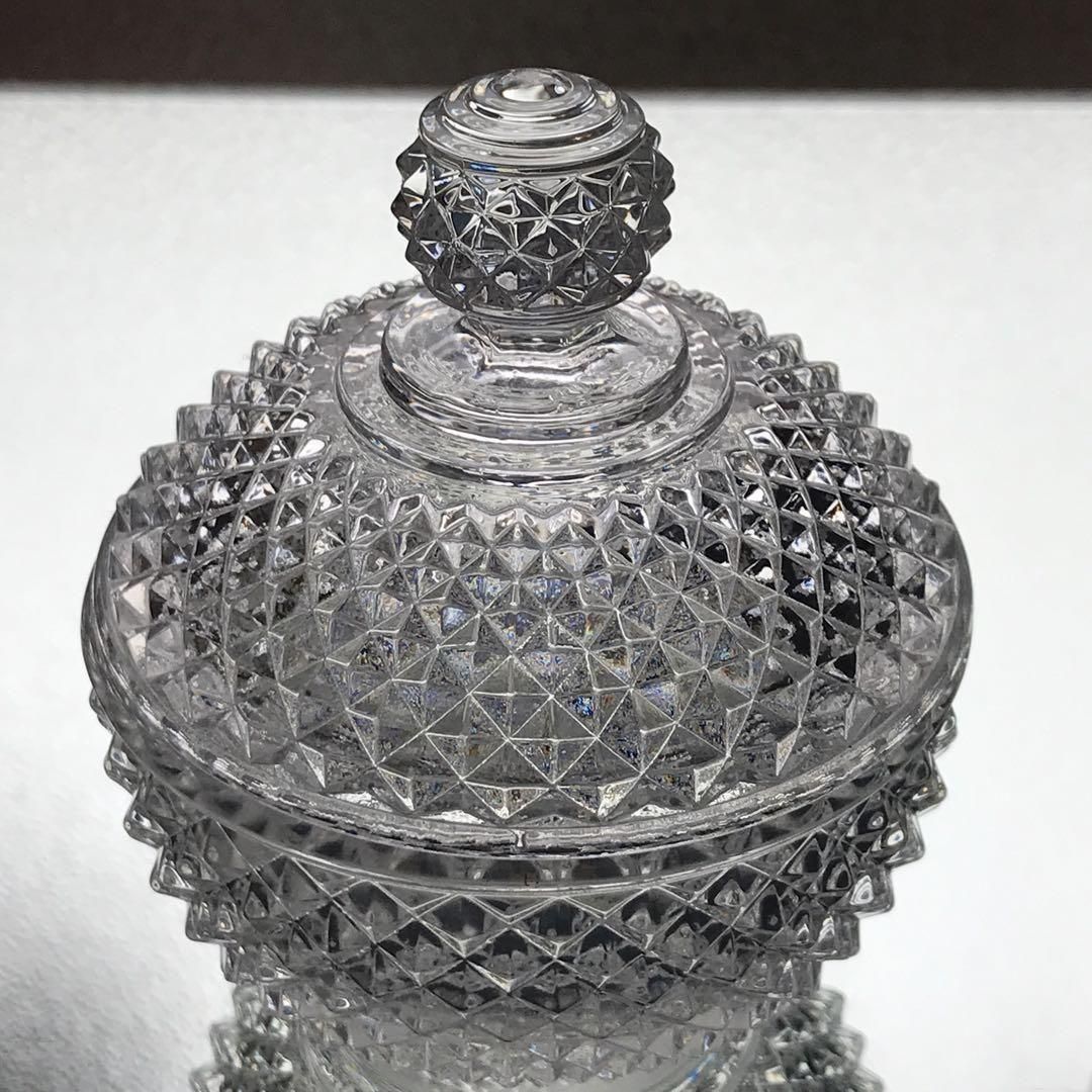 オールドバカラディアマンビゾーのボンボニエール