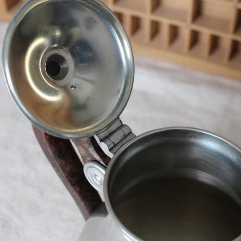 フランス製ピューターのティーポット 1リットル