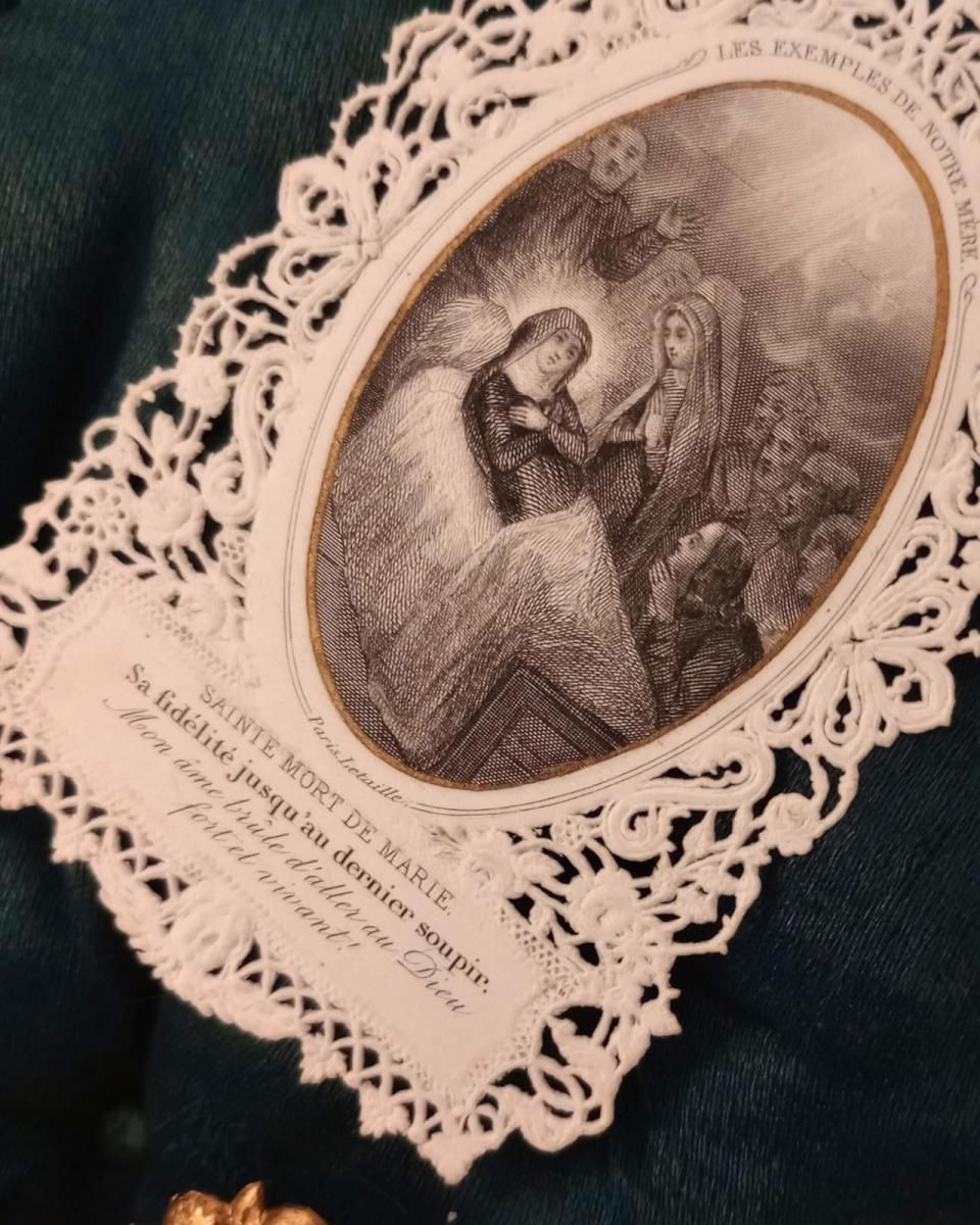 フランス蚤の市発見 繊細美麗アンティークレースカード