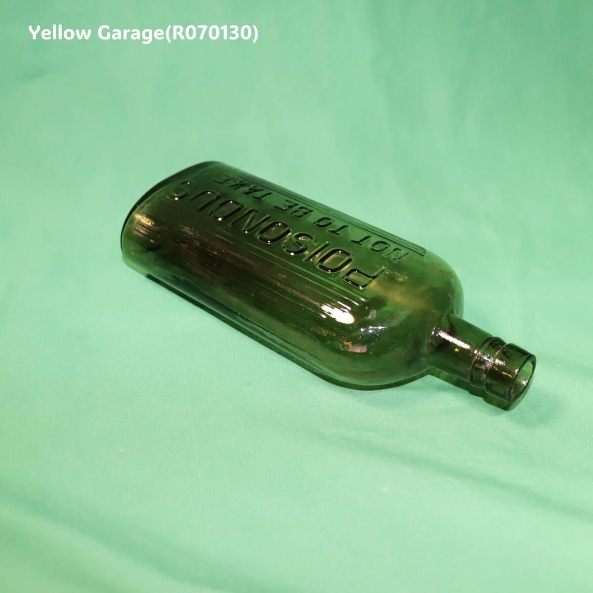 ヨーロッパアンティーク グリーンガラス製毒薬ボトル “POISONOUS” 刻印