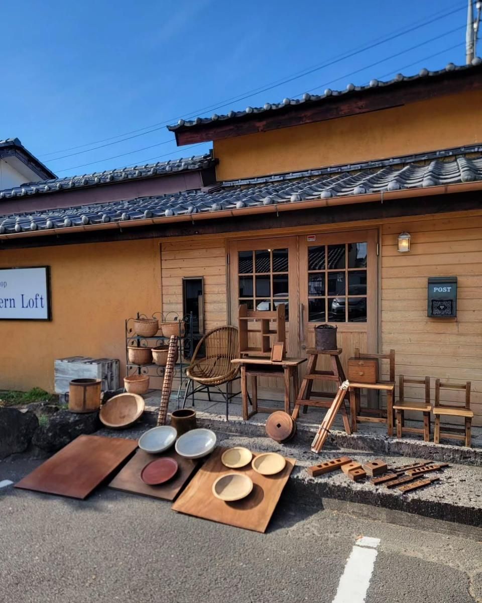 アンティークショップ モダンロフト｜ANTIQUE LEAVES