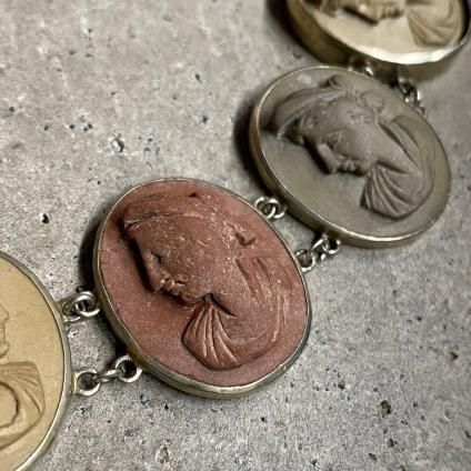 Victorian Silver Lava Stone Cameo Bracelet（ヴィクトリアン