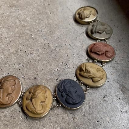 Victorian Silver Lava Stone Cameo Bracelet（ヴィクトリアン