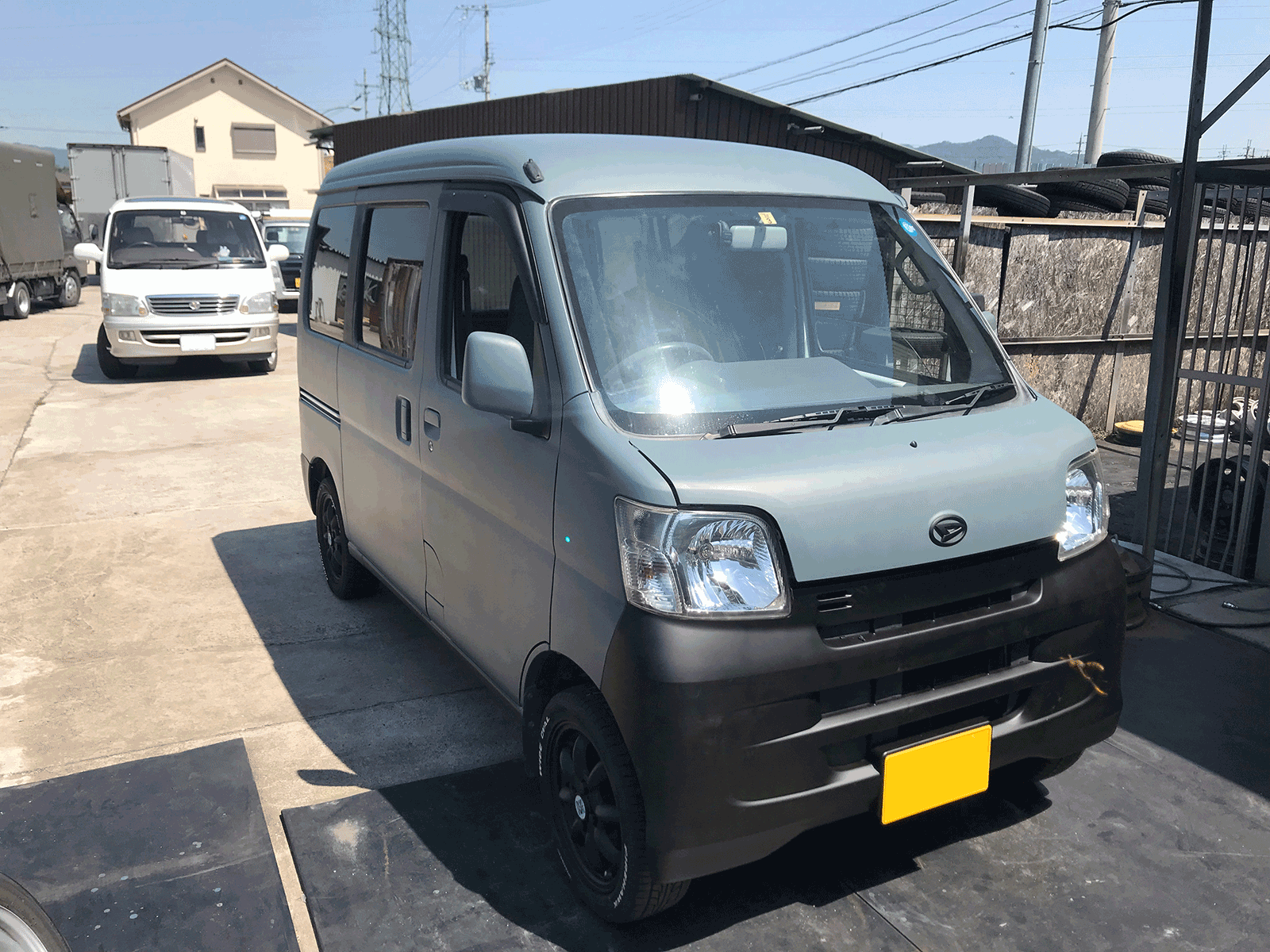 イーグルブルーグレー - 刷毛（ハケ）・ローラーで車をDIYで全塗装しよう！