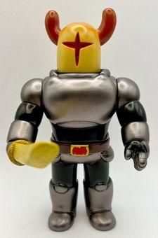 チリドッグ騎士 シルバー - もぐらのあな