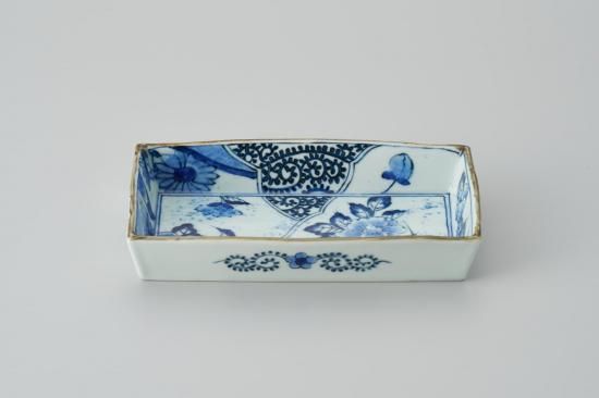 有田焼 染付間取唐草牡丹 箱皿 - 有田焼 八右衛門窯 大慶 公式