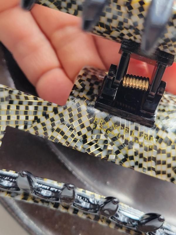 France Luxe (フランス ラックス) ラージ カットアウト レクタングル