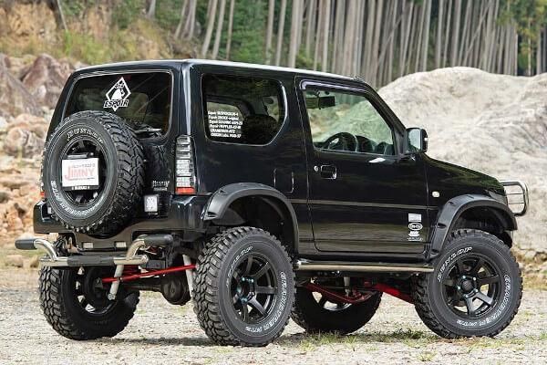 ジムニー JB23ボディーリフトキット リフト高さ50ミリ ジュラコン製