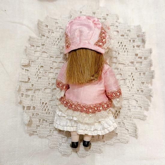 日本のビスクドール作家 ＊ ”ちびくま工房 ” さんより ＊ 夢見るピンク