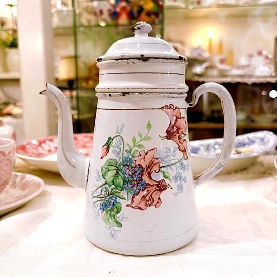 フランス1930年代 ＊ 小ぶりなホーロー・カフェティエール ＊ ピンクの