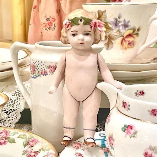 ドイツ ＊ 1950年代＊ アンティーク・ビスクドール ＊ ミニョネット