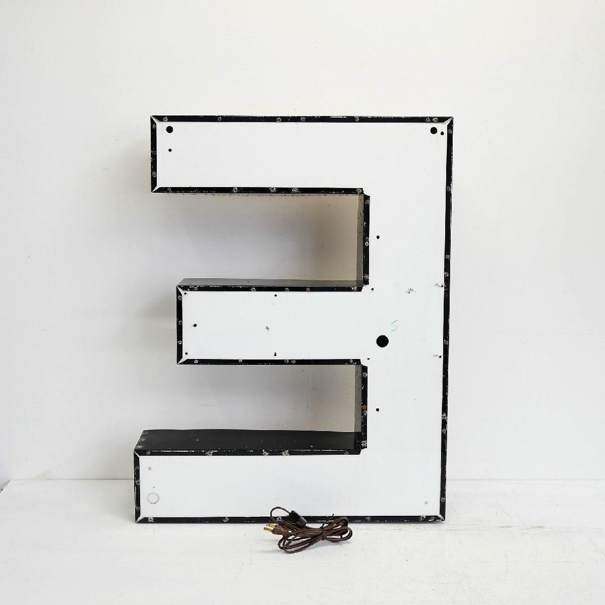 アメリカ ヴィンテージ 電飾立体看板 アルファベット文字 E サイン