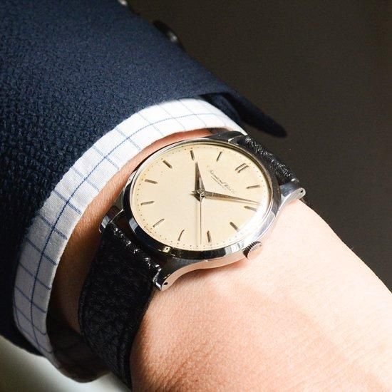 インターナショナルウォッチカンパニー IWC｜筆記体ロゴ ラウンド