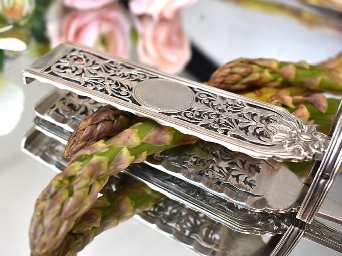 フレンチアンティークシルバー【銀950】透かし細工が美しいサーバー