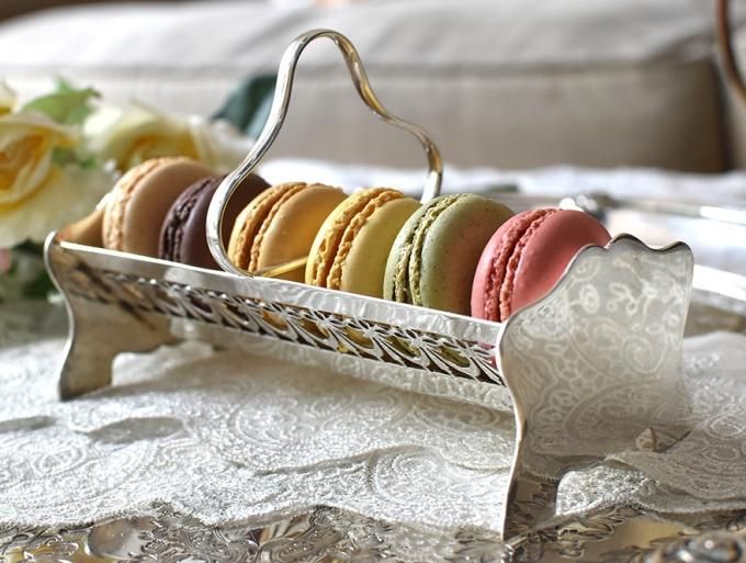 英国ヴィンテージ銀器【シルバープレート】リボンの透かしのビスケット