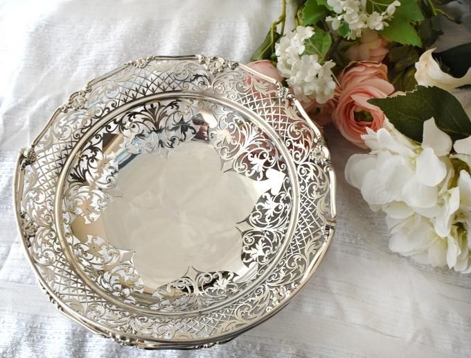 スターリングシルバー – SILVER-LUG 英国製 透かし細工のオーバル