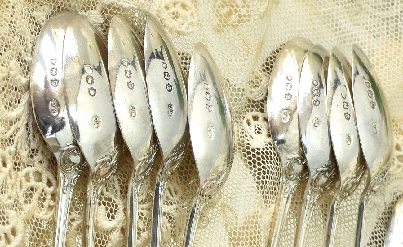 英国アンティークシルバー【純銀】1898年 ティースプーン箱入り12本