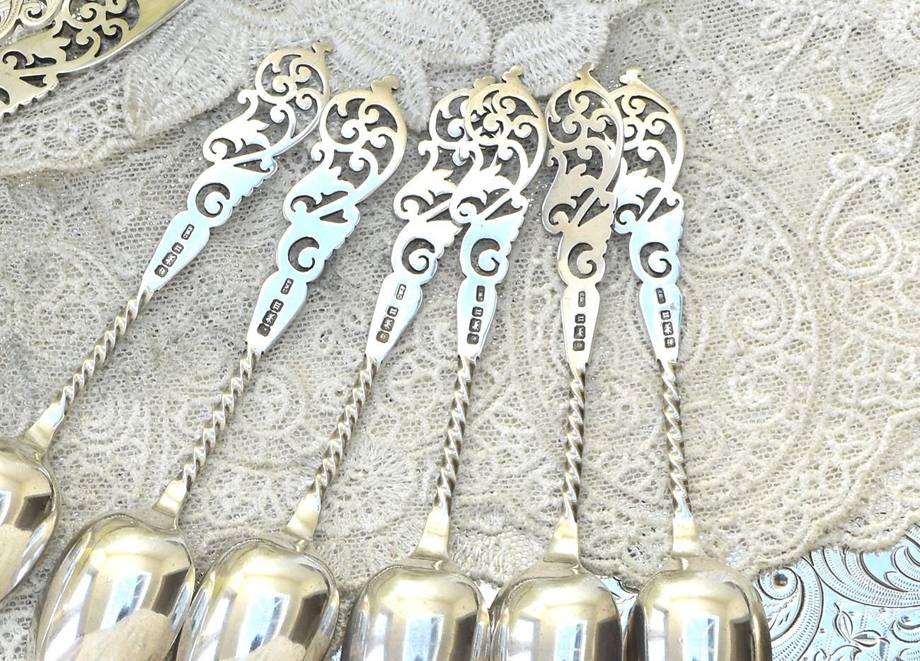 英国アンティーク銀器【純銀】1907年 透かしのティースプーンセット