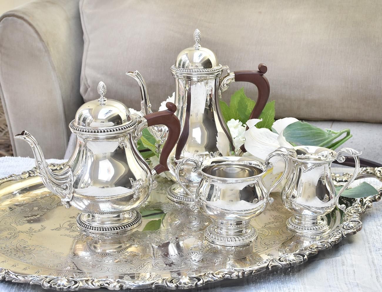 英国銀器【シルバープレート】ティーサービス（ティーポット・コーヒー