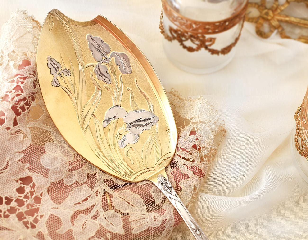 仏アンティーク銀器【銀950】サーバー◇ピュイフォルカ アイリス