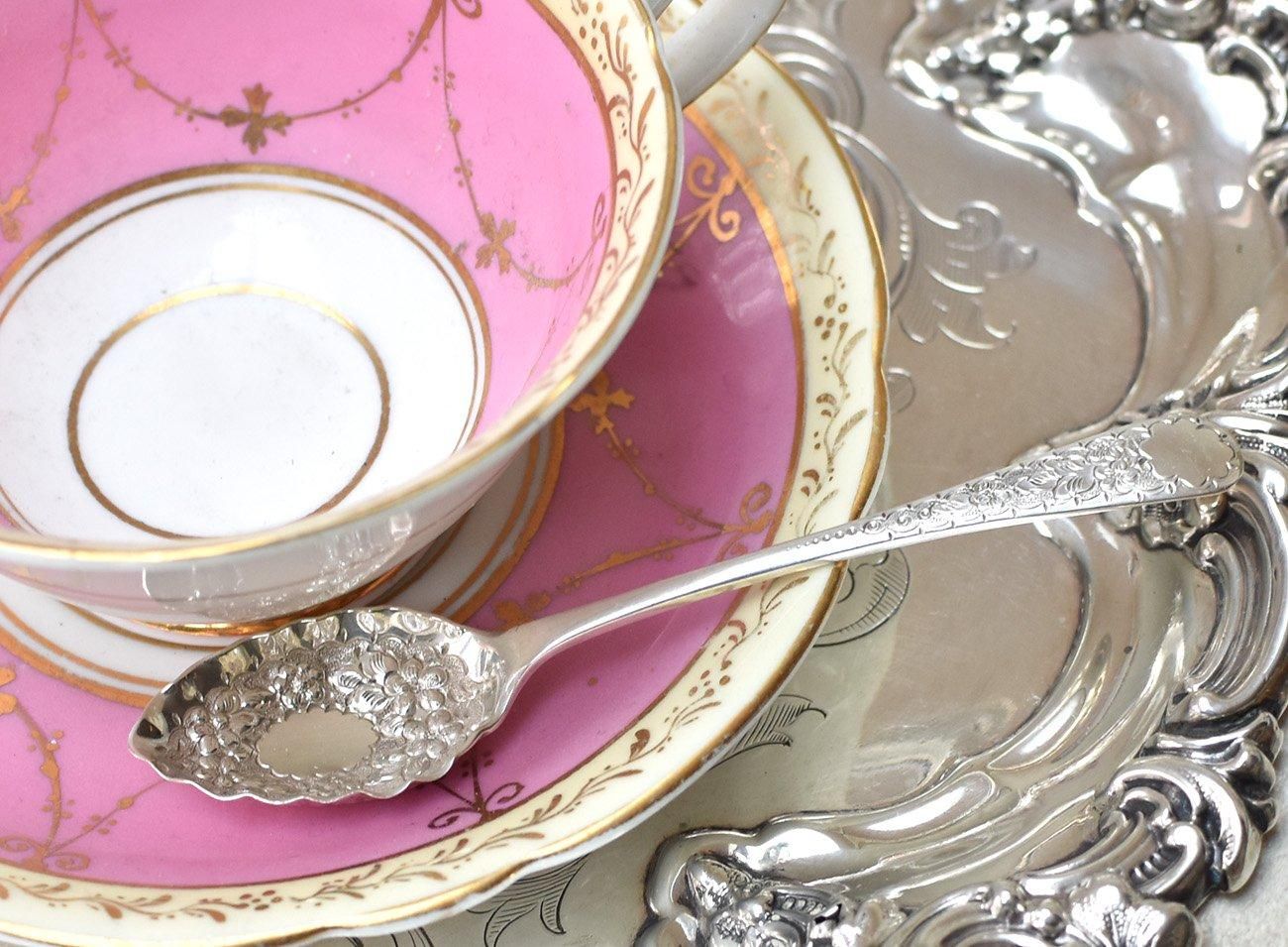 英国アンティーク銀器【純銀】1897年 美装飾ティースプーンセット6本