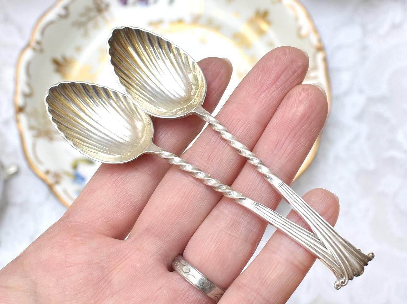 英国アンティーク銀器【純銀】1898年 シェルボウル ティースプーン二本
