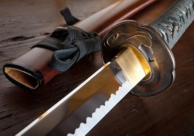 ダマスカス鋼の歴史と技術 - 理美容鋏「景雲 KEIUN」