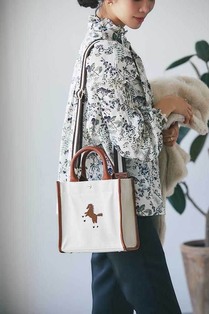 再入荷】ワンポイント刺繍トートバッグ(オフホワイト/ミニ) - seventen