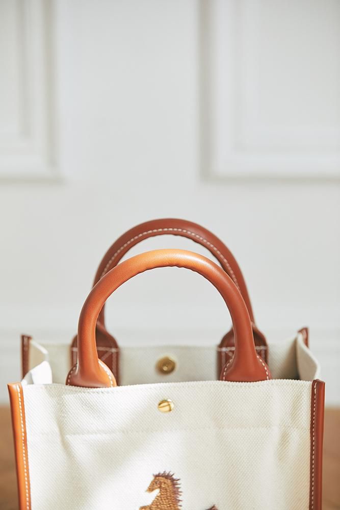 再入荷】ワンポイント刺繍トートバッグ(オフホワイト/ミニ) - seventen